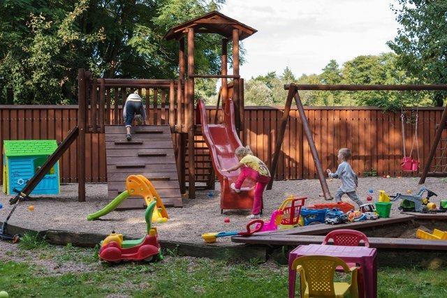 Penzion - Rybolov Pro Deti A Dospele Lázne Bohdanec Exterior foto